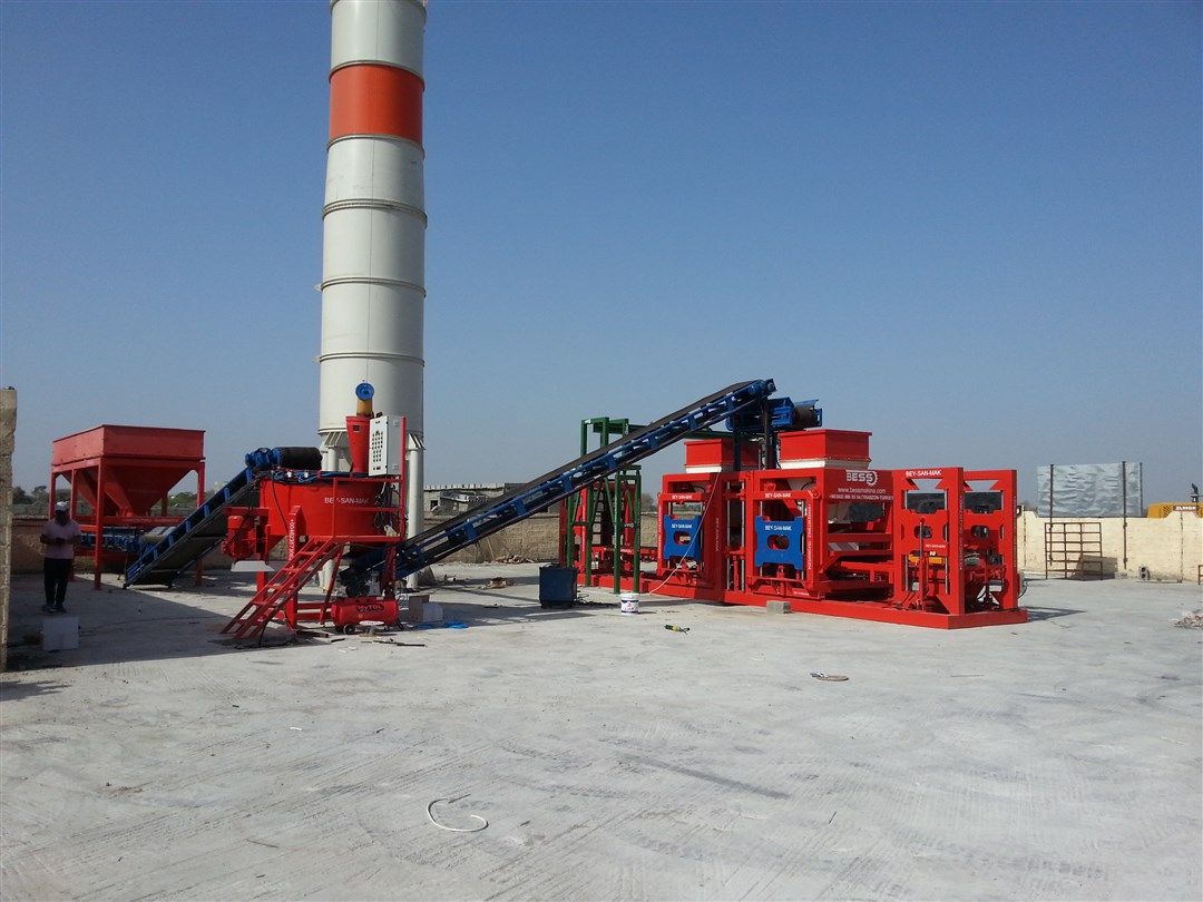 Automatic-Paving-Block-Machine-For-Paving-Blocks.jpg