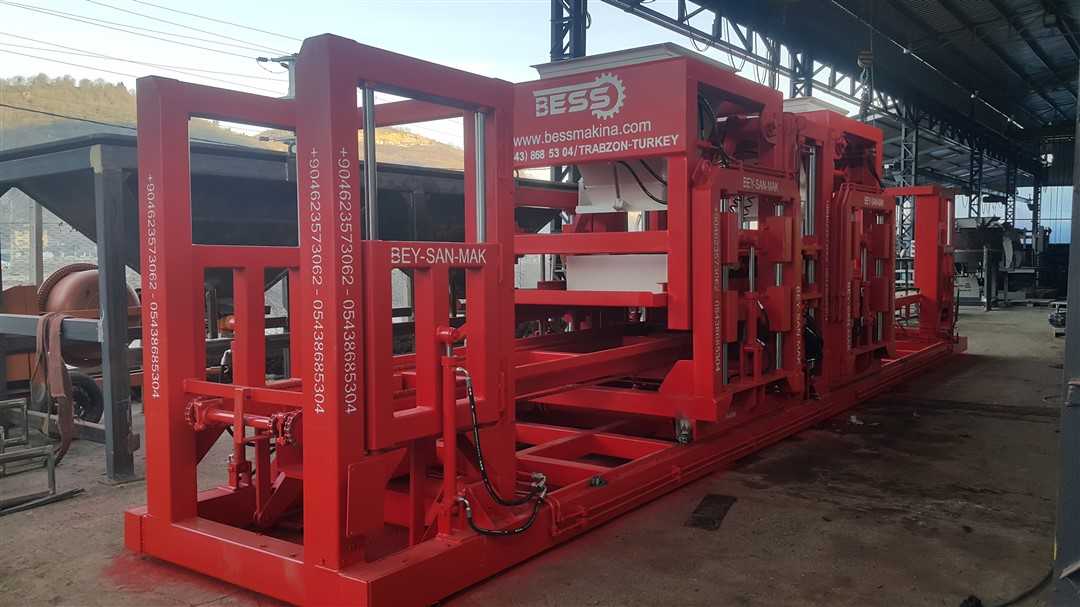 CONCRETE-PAVING-BLOCK-MACHINE.jpg