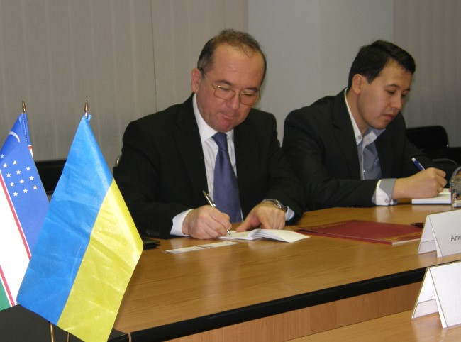 ambassador-uzbekistan-alisher-abdul-1.JPG