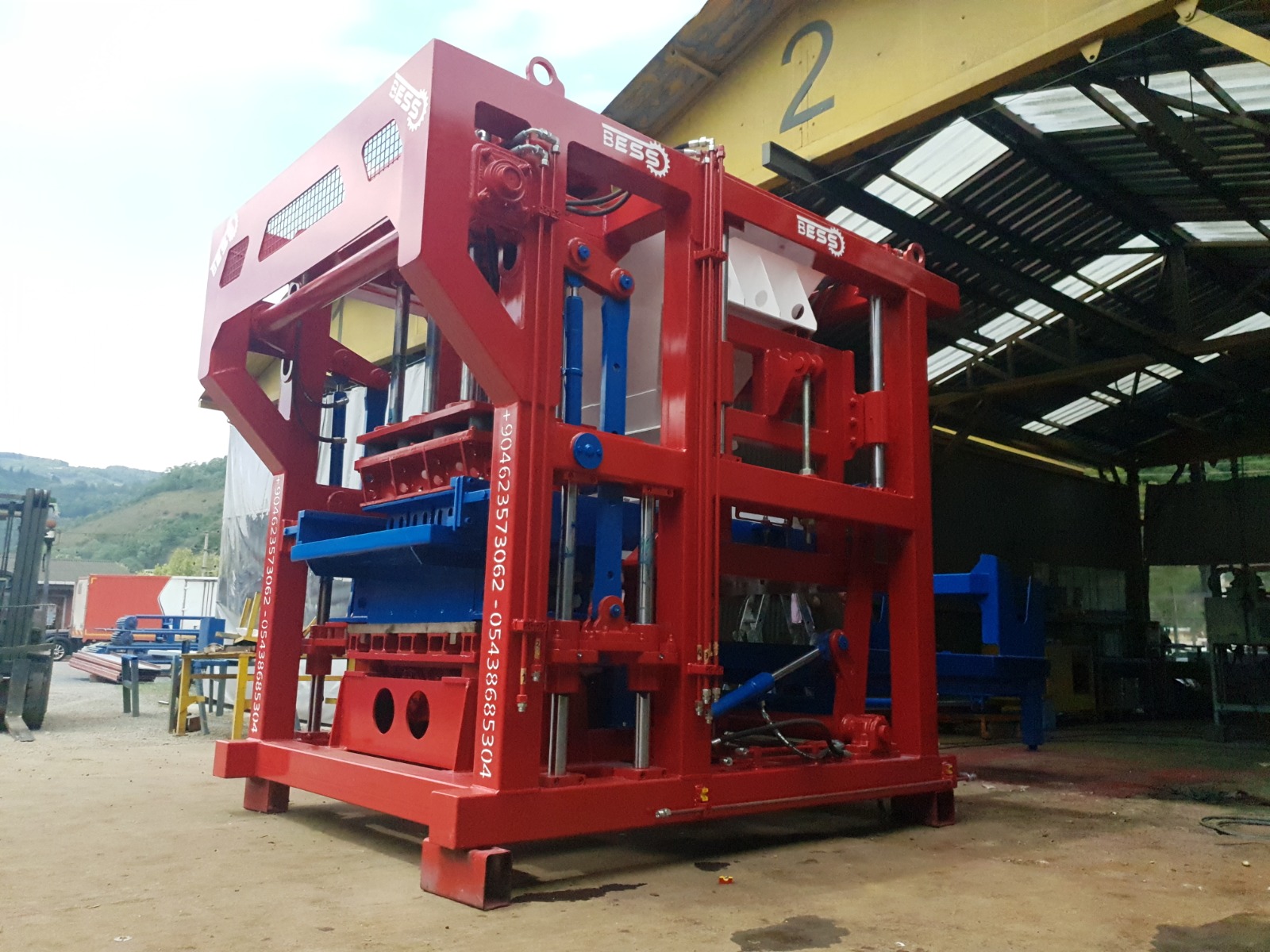 concrete_hollow_and_paving_block_machine.jpg