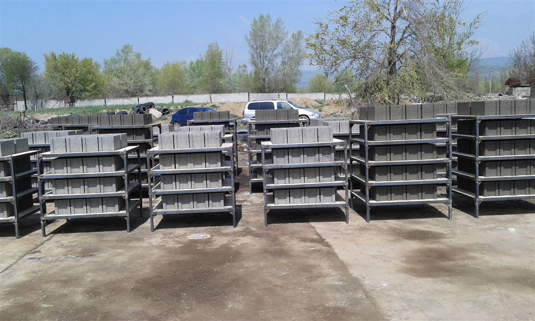 ready_concrete_hollow_blocks.jpg